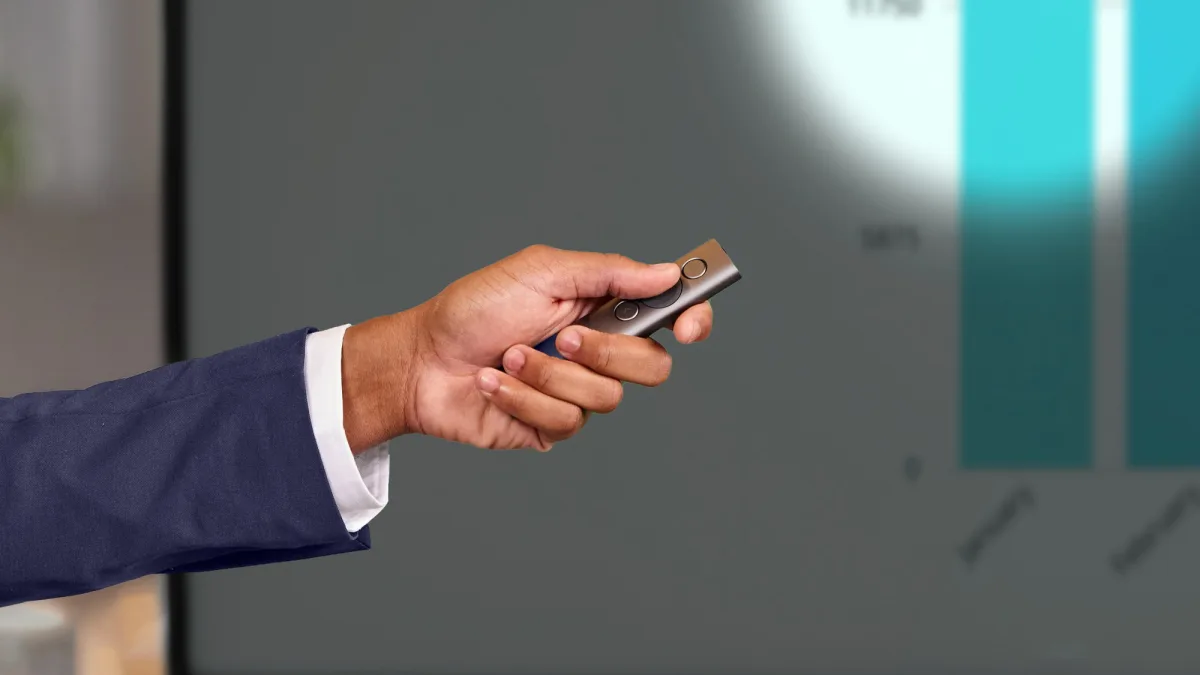 Spotlight Presentation Remote (Slate) — image 2