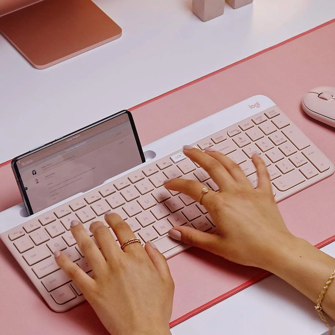 K585 WIRELESS KEYBOARD SLIM MULTI-DEVICE ROSE — image 3