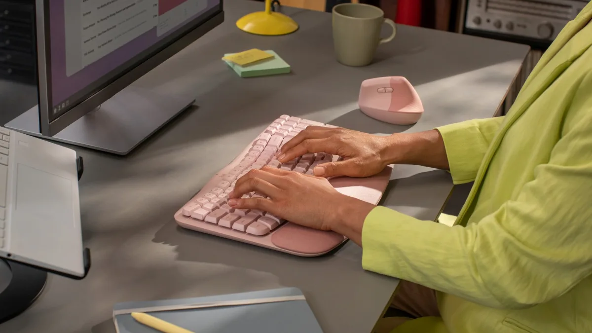 LOGITECH WAVE KEYS ROSE ERGO KEYBOARD — image 9